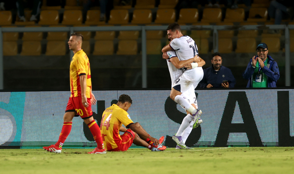 Serie A | Lecce 1-2 Cagliari: The Rooster returns as Belotti brace fires I Sardi to victory – Football Italia
