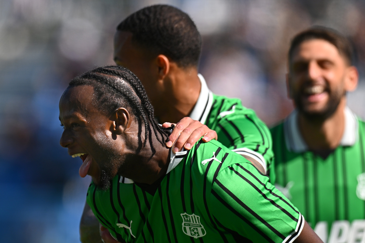 SASSUOLO, ITALY - SEPTEMBER 28: Ismael Kone of Sassuolo celebrates scoring his team's second goal during the Serie A match between US Sassuolo Calcio and Udinese Calcio at Mapei Stadium Citta del Tricolore on September 28, 2025 in Sassuolo, Italy. (Photo by Alessandro Sabattini/Getty Images)