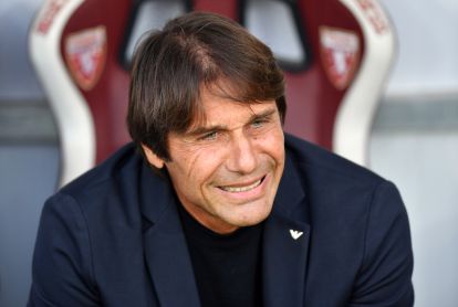 TURIN, ITALY - OCTOBER 18: Antonio Conte, Head Coach of Napoli, looks on prior to the Serie A match between Torino FC and SSC Napoli at Stadio Olimpico di Torino on October 18, 2025 in Turin, Italy. (Photo by Valerio Pennicino/Getty Images)