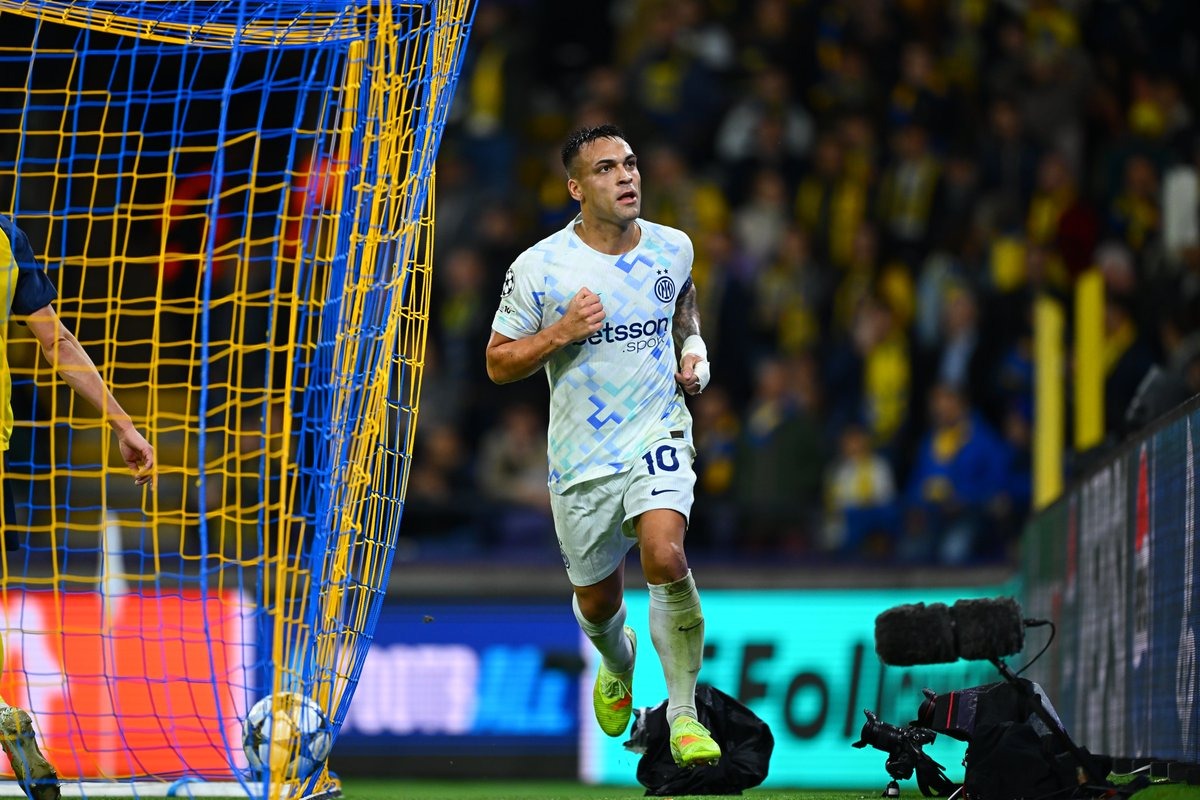 Lautaro Martinez for Inter against Union Saint-Gilloise (@inter)