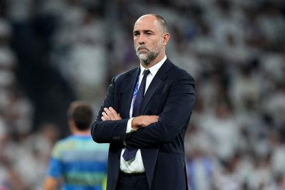 MADRID, SPANYOL - 22 OKTOBER: Igor Tudor, Pelatih Kepala Juventus, menyaksikan pertandingan Fase Liga MD3 UEFA Champions League 2025/26 antara Real Madrid CF dan Juventus di Estadio Santiago Bernabeu pada 22 Oktober 2025 di Madrid, Spanyol. (Foto oleh Angel Martinez/Getty Images)