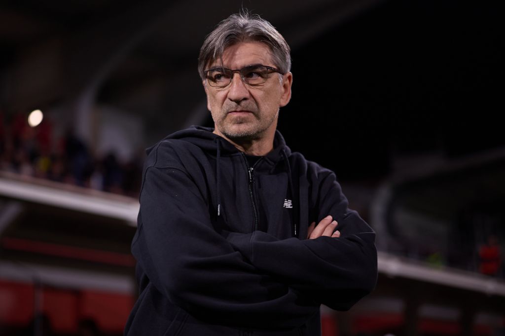 https://icdn.football-italia.net/wp-content/uploads/2025/10/Ivan-Juric-arms-folded-1024x683.jpg