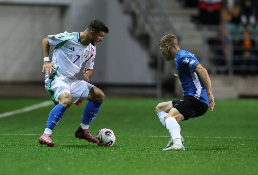 https://icdn.football-italia.net/wp-content/uploads/2025/10/Riccardo-Orsolini-Estonia-Italy-900x611.jpg