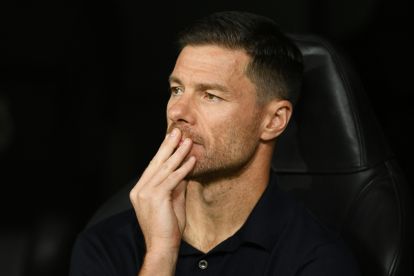 MADRID, SPAIN - OCTOBER 22: Xabi Alonso, Head Coach of Real Madrid, looks on prior to the UEFA Champions League 2025/26 League Phase MD3 match between Real Madrid C.F. and Juventus at Estadio Santiago Bernabeu on October 22, 2025 in Madrid, Spain. (Photo by Denis Doyle/Getty Images)