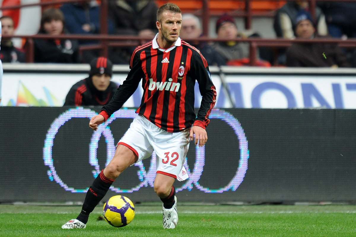 MILAN, ITALIA - 28 FEBRUARI: David Beckham dari Milan beraksi selama pertandingan Serie A antara Milan dan Atalanta di Stadio Giuseppe Meazza pada 28 Februari 2010 di Milan, Italia. (Foto oleh Tullio M. Puglia/Getty Images)