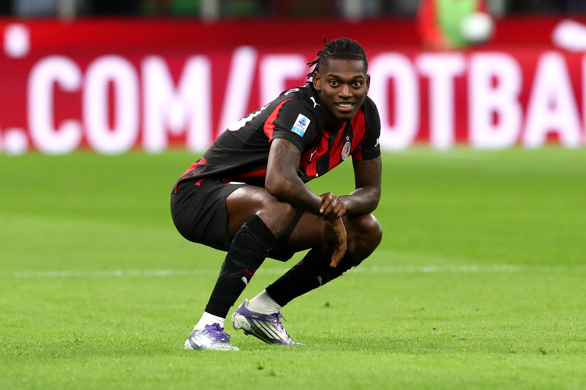 MILAN, ITALY - OCTOBER 24: Rafael Leao of AC Milan celebrates scoring his team's first goal during the Serie A match between AC Milan and Pisa SC at Giuseppe Meazza Stadium on October 24, 2025 in Milan, Italy. (Photo by Marco Luzzani/Getty Images)