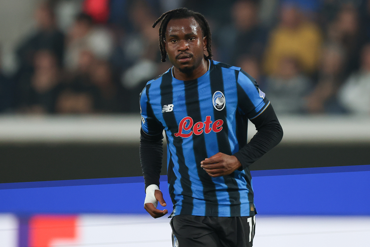 Ademola Lookman of Atalanta looks on during the UEFA Champions League 2025/26 League Phase MD2 match between Atalanta BC and Club Brugge KV at Stadio di Bergamo on September 30, 2025 in Bergamo, Italy. (Photo by Timothy Rogers/Getty Images)