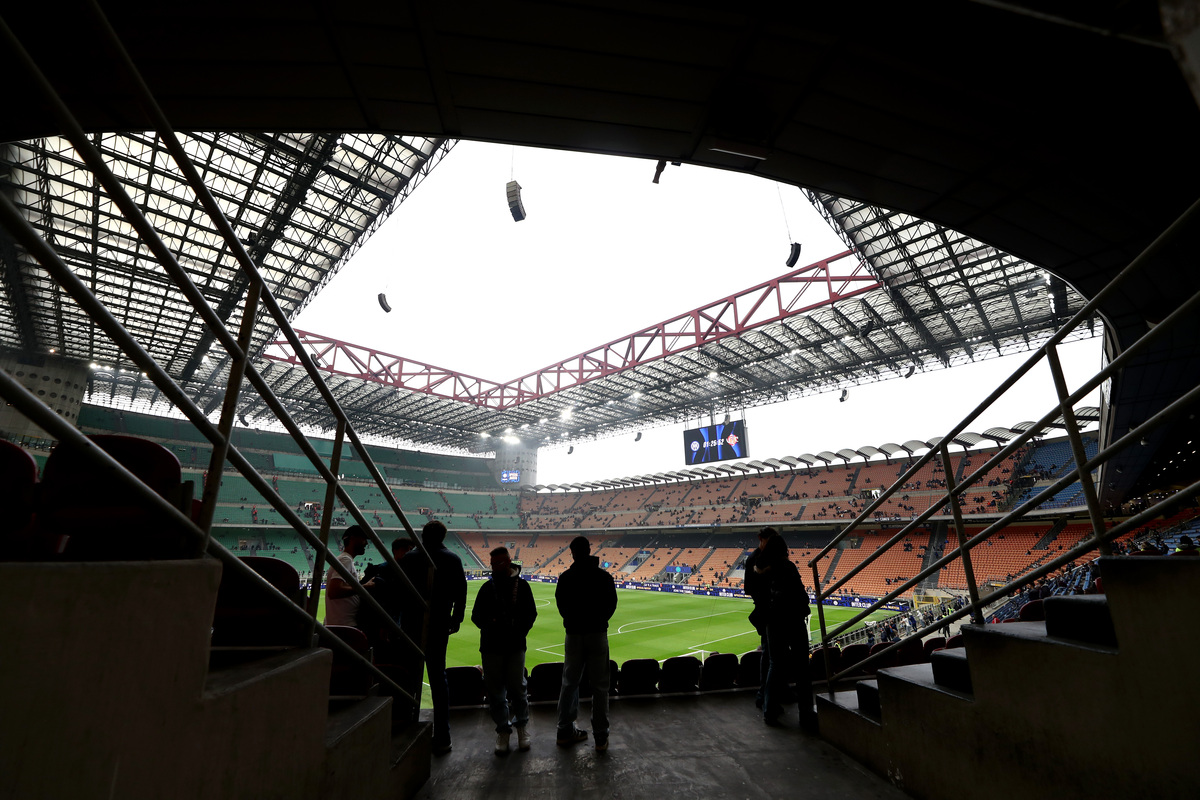 MILAN, ITALY - OCTOBER 04: General view inside the stadium prior to the Serie A match between FC Internazionale and US Cremonese at Giuseppe Meazza Stadium on October 04, 2025 in Milan, Italy. (Photo by Marco Luzzani/Getty Images)