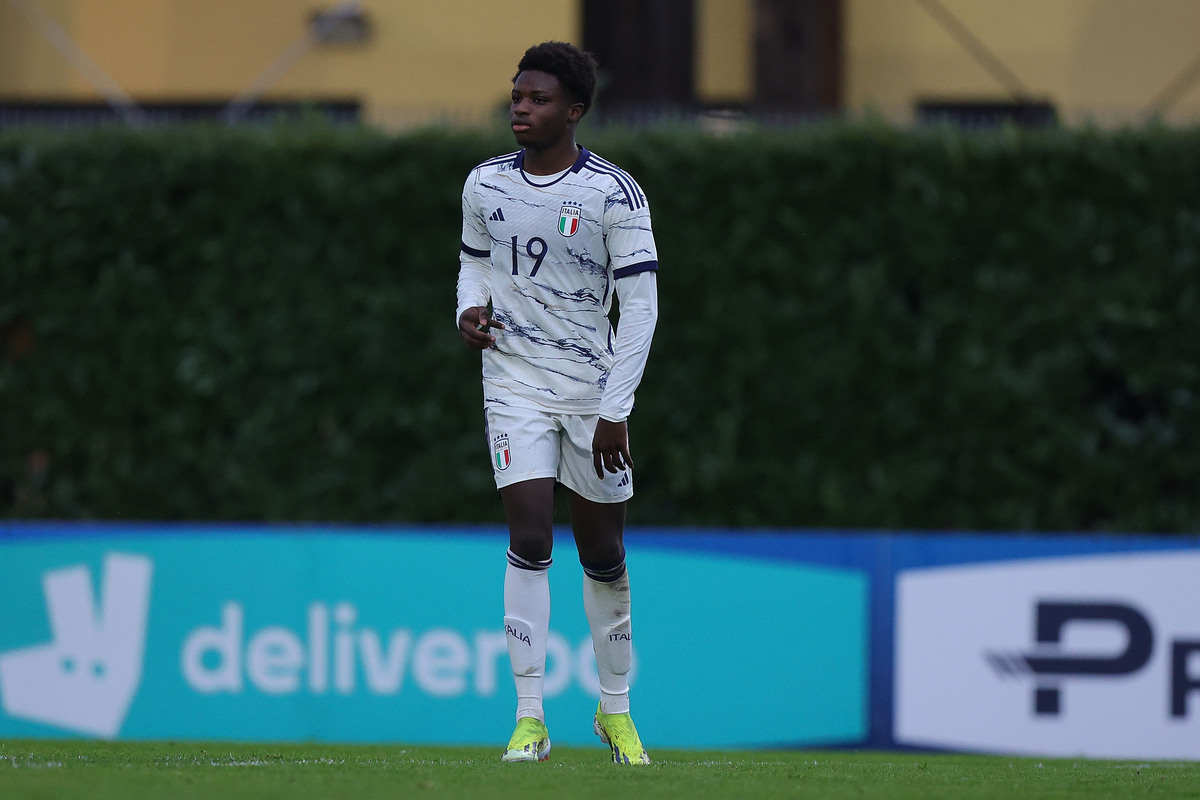 Exclusive: Roma eyeing summer move for impressive Verona teenager