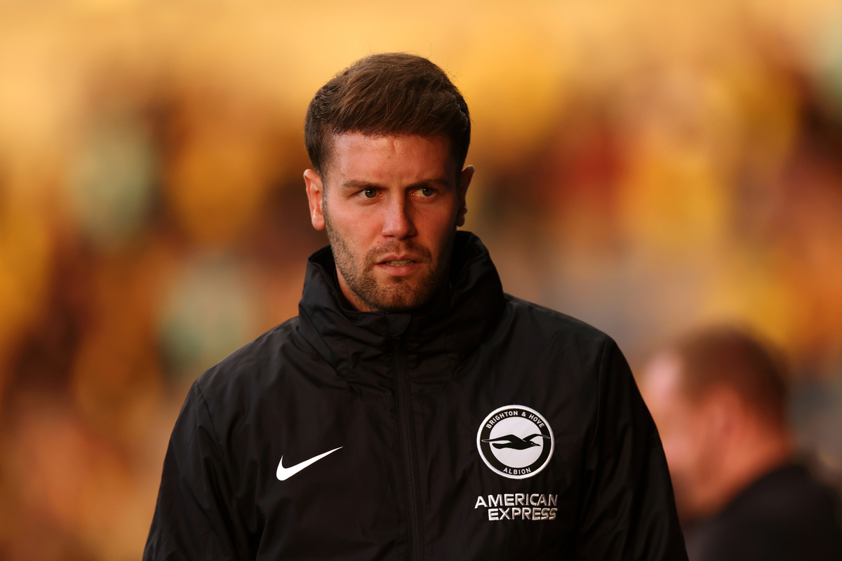 OXFORD, ENGLAND - AUGUST 27: Fabian Hurzeler, Manager of Brighton & Hove Albion, looks on prior to the Carabao Cup Second Round match between Oxford United and Brighton & Hove Albion at Kassam Stadium on August 27, 2025 in Oxford, England. (Photo by Dan Istitene/Getty Images)