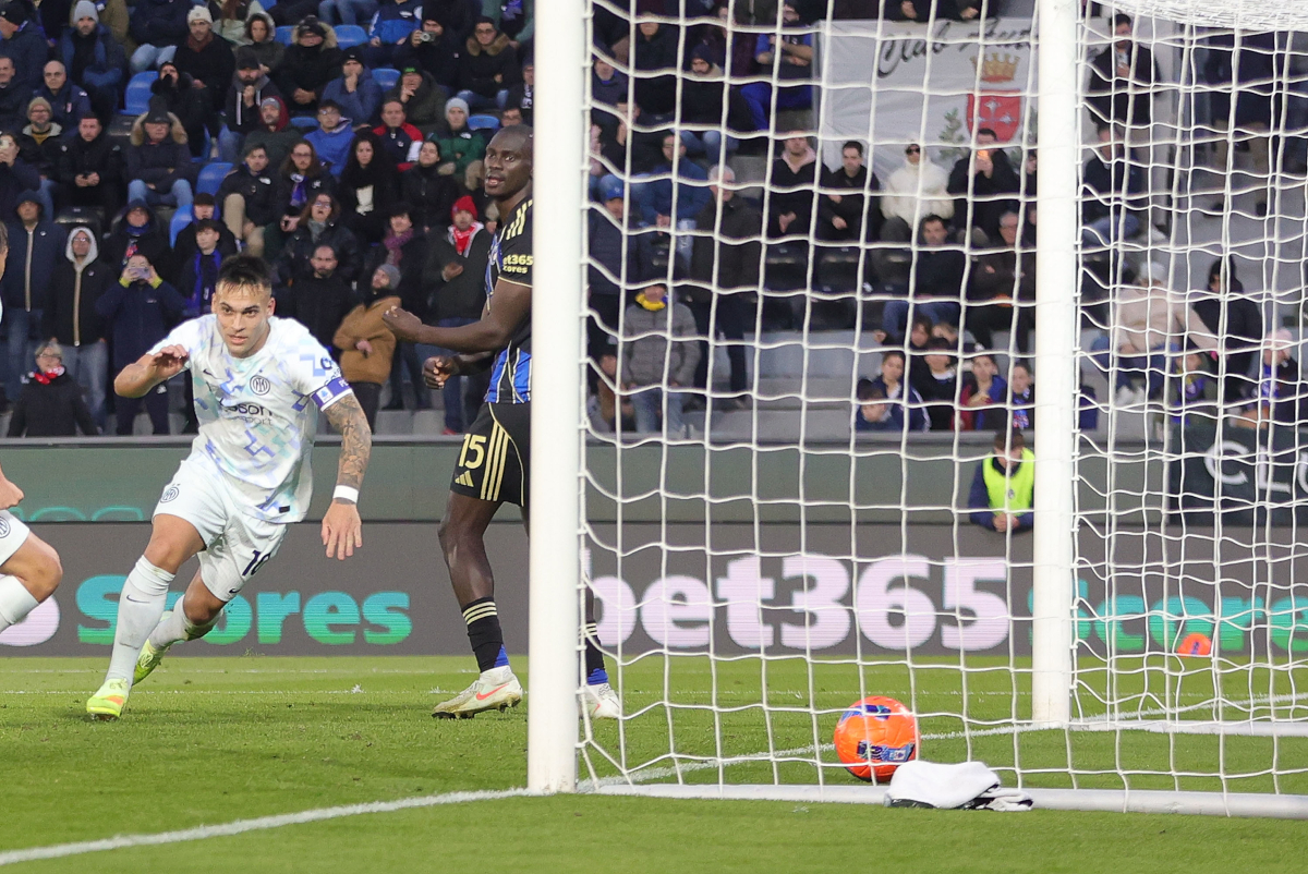 PISA, ITALY - NOVEMBER 30: Lautaro Martinez of FC Internazionale celebrates after scoring a goal during the Serie A match between Pisa SC and FC Internazionale at Arena Garibaldi on November 30, 2025 in Pisa, Italy. (Photo by Gabriele Maltinti/Getty Images)
