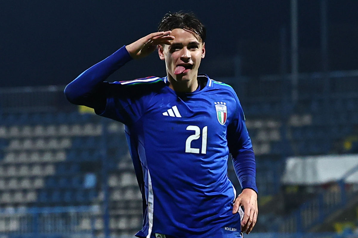 Niccolò Pisilli celebrates his goal for Italy against Montenegro in the European Under-21 Championship qualifier (@azzurri)