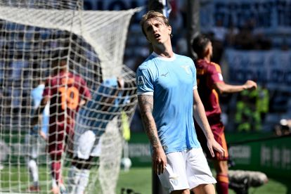 ROME, ITALY - SEPTEMBER 21: Nicolò Rovella of SS Lazio reacts during the Serie A match between SS Lazio and AS Roma at Stadio Olimpico on September 21, 2025 in Rome, Italy. (Photo by Marco Rosi - SS Lazio/Getty Images)