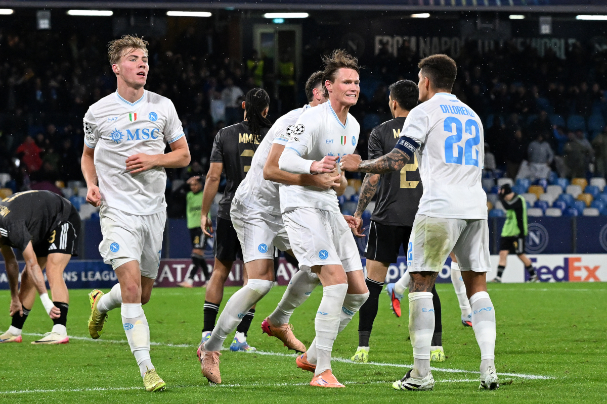 NAPLES, ITALY - NOVEMBER 25: Scott McTominay of SSC Napoli celebrates after scoring his side first goal during the UEFA Champions League 2025/26 League Phase MD5 match between SSC Napoli and Qarabag FK at Stadio Diego Armando Maradona on November 25, 2025 in Naples, Italy. (Photo by Francesco Pecoraro/Getty Images)