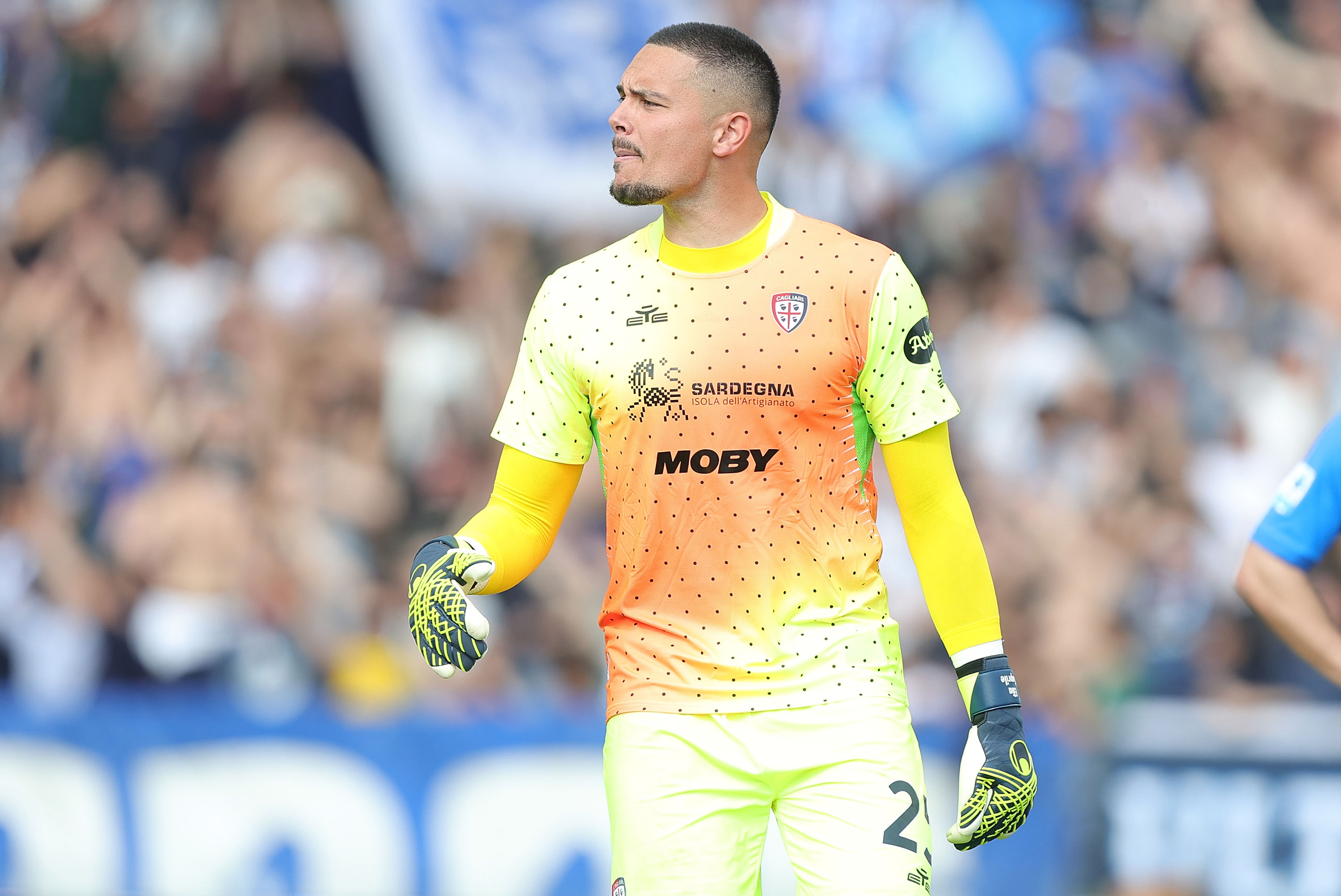 EMPOLI, ITALY - APRIL 6: Elia Caprile goalkeeper of Cagliari Calcio reacts during the Serie A match between Empoli and Cagliari at Stadio Carlo Castellani on April 6, 2025 in Empoli, Italy. (Photo by Gabriele Maltinti/Getty Images)