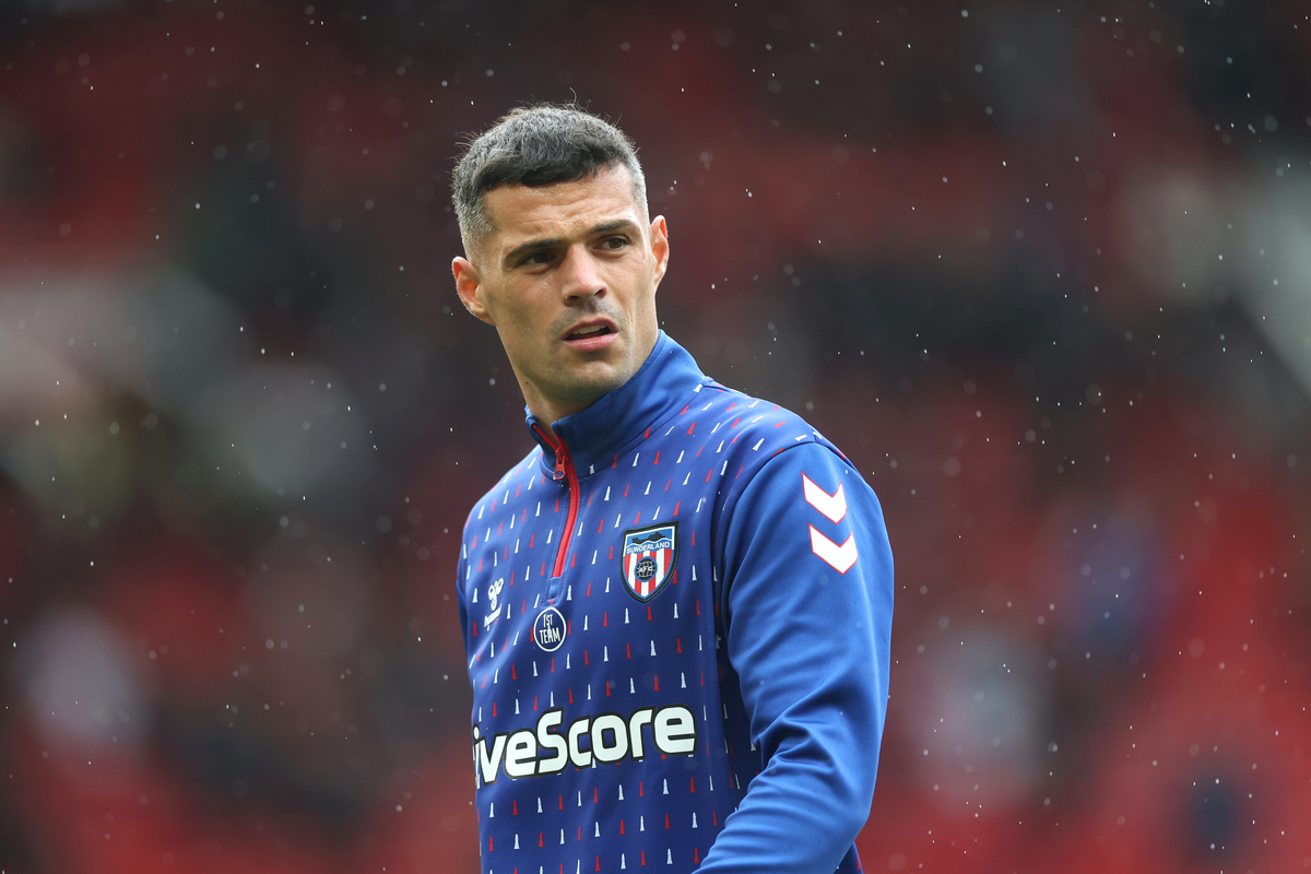 MANCHESTER, ENGLAND - OCTOBER 04: Granit Xhaka of Sunderland looks on as he warms up prior to the Premier League match between Manchester United and Sunderland at Old Trafford on October 04, 2025 in Manchester, England. (Photo by Carl Recine/Getty Images)