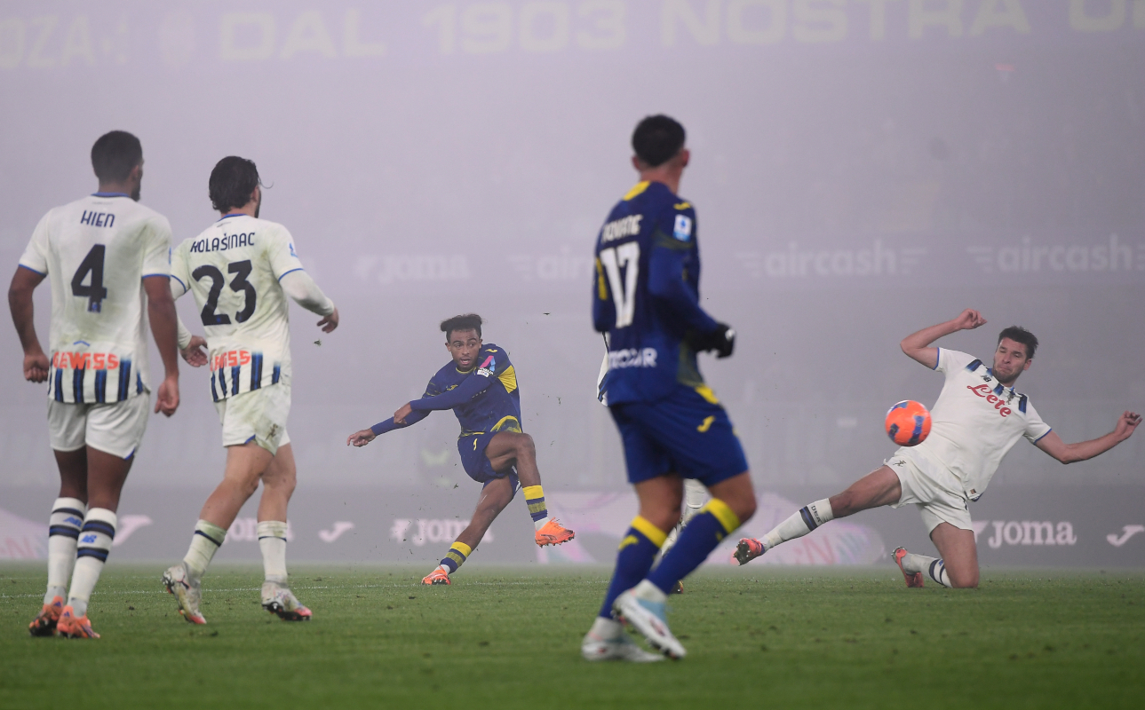VERONA, ITALY - DECEMBER 06: Antoine Bernede of Hellas Verona scores his team's third goal during the Serie A match between Hellas Verona FC and Atalanta BC at Stadio Marcantonio Bentegodi on December 06, 2025 in Verona, Italy. (Photo by Alessandro Sabattini/Getty Images)
