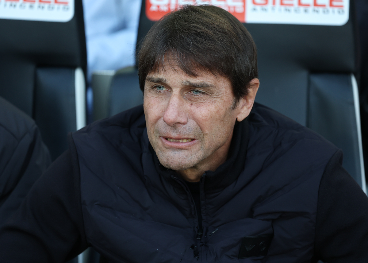 UDINE, ITALY - DECEMBER 14: Manager of Napoli, Antonio Conte, looks on before kick off at the Serie A match between Udinese Calcio and SSC Napoli at Stadio Friuli on December 14, 2025 in Udine, Italy. (Photo by Timothy Rogers/Getty Images)