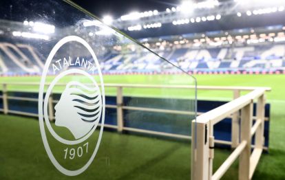 BERGAMO, ITALY - DECEMBER 13: A detailed view of the Atalanta club badge seen inside the stadium prior to the Serie A match between Atalanta BC and Cagliari Calcio at Gewiss Stadium on December 13, 2025 in Bergamo, Italy. (Photo by Marco Luzzani/Getty Images)