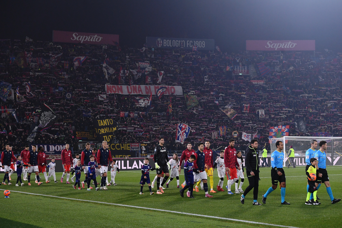 BOLOGNA, ITALY - DECEMBER 01: A general view as referee Feliciani di Teramo leads the teams out prior to the Serie A match between Bologna FC 1909 and US Cremonese at Renato Dall'Ara Stadium on December 01, 2025 in Bologna, Italy. (Photo by Alessandro Sabattini/Getty Images)