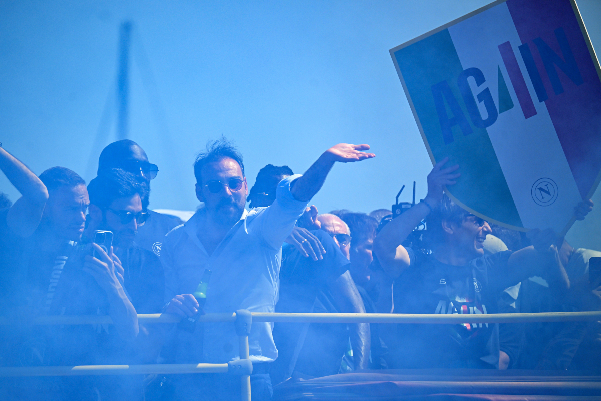 NAPLES, ITALY - MAY 26: Giovanni Manna Sports director of SSC Napoli celebrates the victory of Serie A TIM during the SSC Napoli Trophy Parade on May 26, 2025 in Naples, Italy. (Photo by Francesco Pecoraro/Getty Images)