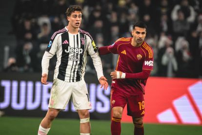 Kenan Yildiz of Juventus and Roma defender Zeki Celik face off in Turin (@officialasroma)