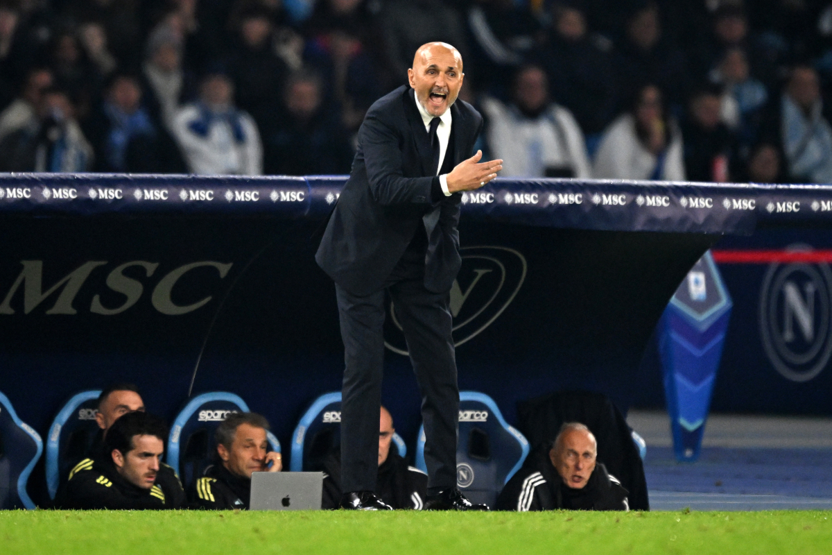 NAPLES, ITALY - DECEMBER 07: Luciano Spalletti, Head Coach of Juventus, reacts during the Serie A match between SSC Napoli and Juventus FC at Stadio Diego Armando Maradona on December 07, 2025 in Naples, Italy. (Photo by Francesco Pecoraro/Getty Images)