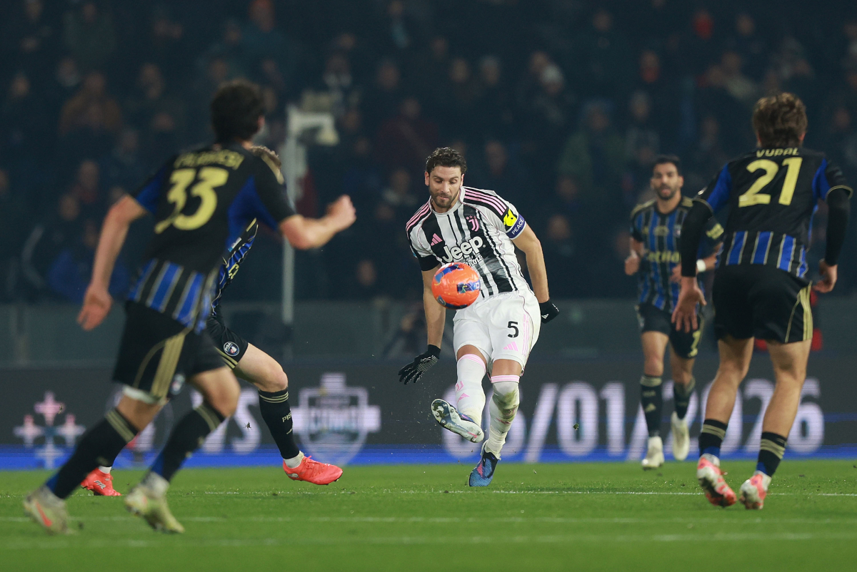 PISA, ITALY - DECEMBER 27: Manuel Locatelli of Juventus FC in action during the Serie A match between Pisa SC and Juventus FC at Arena Garibaldi on December 27, 2025 in Pisa, Italy. (Photo by Gabriele Maltinti/Getty Images)
