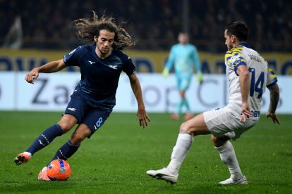 PARMA, ITALY - DECEMBER 13: Matteo Guendouzi of SS Lazio compete for the ball with Emanuele Valeri of Parma Calcio during the Serie A match between Parma Calcio 1913 and SS Lazio at Stadio Ennio Tardini on December 13, 2025 in Parma, Italy. (Photo by Marco Rosi - SS Lazio/Getty Images)