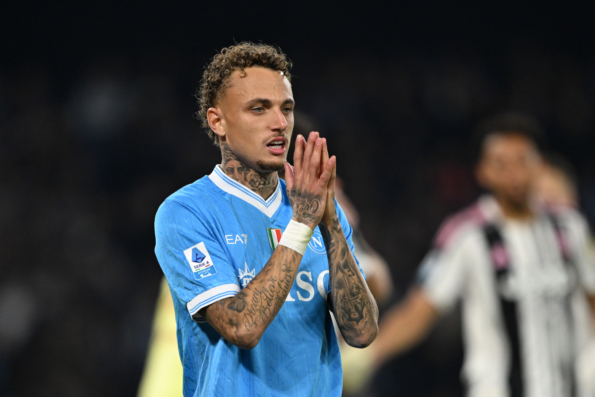 NÁPOLES, ITÁLIA - 07 DE DEZEMBRO: Noa Lang do SSC Napoli reage durante a partida da Série A entre SSC Napoli e Juventus FC no Stadio Diego Armando Maradona em 07 de dezembro de 2025 em Nápoles, Itália. (Foto de Francesco Pecoraro/Getty Images)