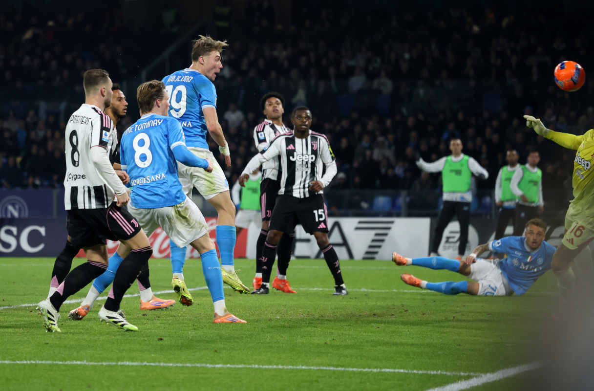 NAPLES, ITALY - DECEMBER 07: Rasmus Hojlund of SSC Napoli scores his team's second goal during the Serie A match between SSC Napoli and Juventus FC at Stadio Diego Armando Maradona on December 07, 2025 in Naples, Italy. (Photo by Francesco Pecoraro/Getty Images)