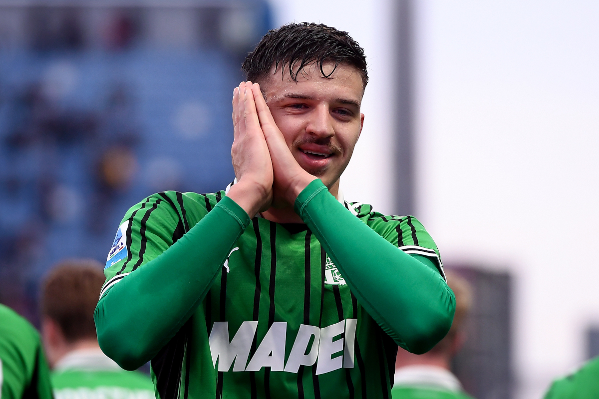 SASSUOLO, ITALY - DECEMBER 06: Tarik Muharemovic of US Sassuolo Calcio celebrates scoring his team's second goal during the Serie A match between US Sassuolo Calcio and ACF Fiorentina at Mapei Stadium Citta del Tricolore on December 06, 2025 in Sassuolo, Italy. (Photo by Alessandro Sabattini/Getty Images)