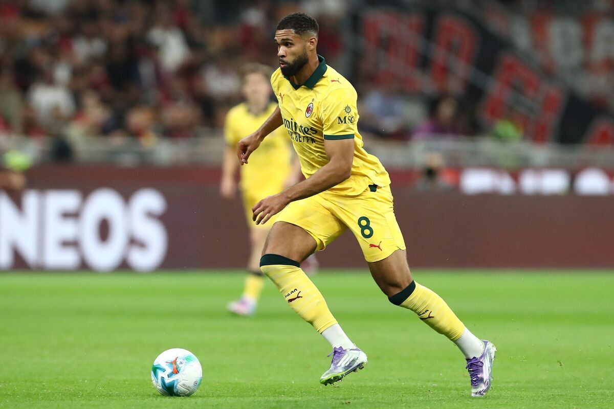 MILAN, ITALY - SEPTEMBER 14: Ruben Loftus-Cheek of AC Milan in action during the Serie A match between AC Milan and Bologna FC 1909 at Giuseppe Meazza Stadium on September 14, 2025 in Milan, Italy. (Photo by Marco Luzzani/Getty Images)