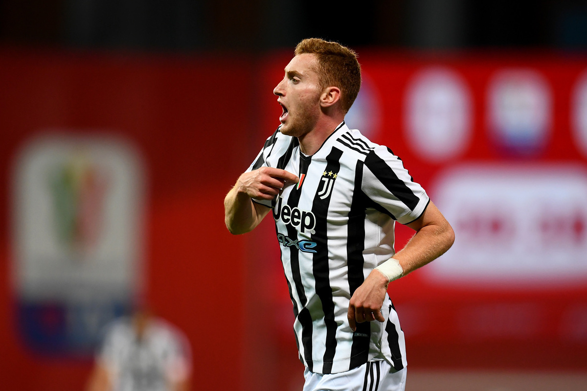 REGGIO NELL'EMILIA, ITALY - MAY 19: Dejan Kulusevski of Juventus celebrates after scoring their sides first goal  during the TIMVISION Cup Final between Atalanta BC and Juventus on May 19, 2021 in Reggio nell'Emilia, Italy. A limited number of fans will be allowed into the stadium as Coronavirus restrictions begin to ease in the UK. (Photo by Claudio Villa/Getty Images for Lega Serie A)