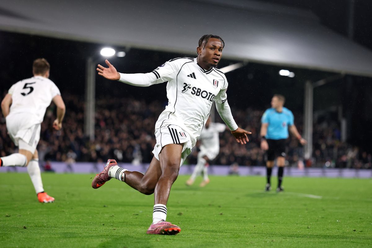 Samuel Chukwueze of Fulham celebrates scoring his team's fourth goal during the Premier League match between Fulham and Manchester City at Craven Cottage on December 02, 2025 in London, England. (Photo by Justin Setterfield/Getty Images)