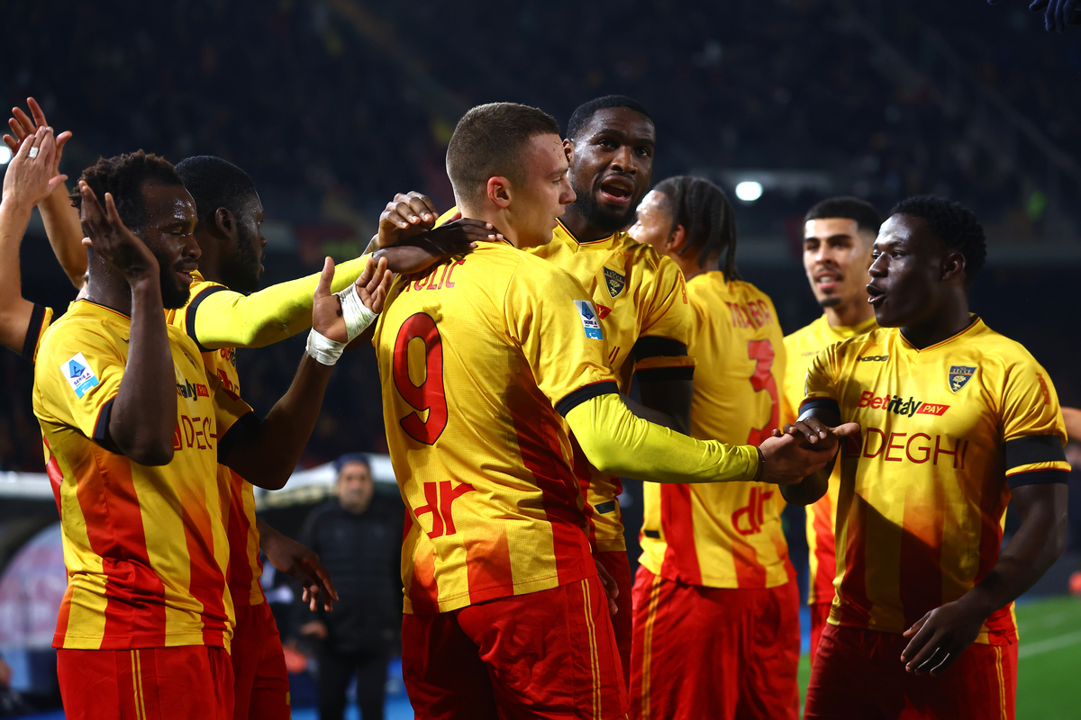 LECCE, ITALY - DECEMBER 12: Nikola Stulic of US Lecce celebrates after scoring his team's opening goal during the Serie A match between US Lecce and Pisa SC at Stadio Via del Mare on December 12, 2025 in Lecce, Italy. (Photo by Maurizio Lagana/Getty Images)