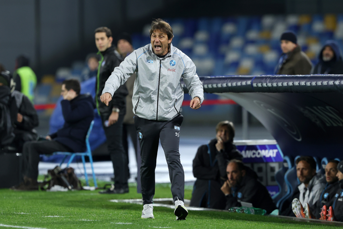 NAPLES, ITALY - JANUARY 07: Antonio Conte SSC Napoli head coach during the Serie A match between SSC Napoli and Hellas Verona FC at Stadio Diego Armando Maradona on January 07, 2026 in Naples, Italy. (Photo by Francesco Pecoraro/Getty Images)