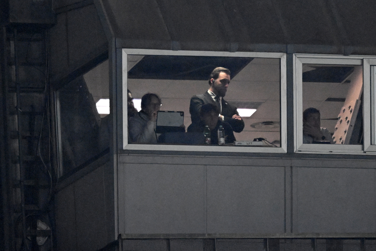 NAPLES, ITALY - JANUARY 14: Antonio Conte SSC Napoli head coach disqualified for this match during the Serie A match between SSC Napoli and Parma Calcio 1913 at Stadio Diego Armando Maradona on January 14, 2026 in Naples, Italy. (Photo by Francesco Pecoraro/Getty Images)