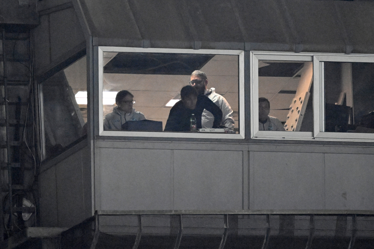 NAPLES, ITALY - JANUARY 14: Head coach Antonio Conte of SSC Napoli watches from a box due to suspension during the Serie A match between SSC Napoli and Parma Calcio 1913 at Stadio Diego Armando Maradona on January 14, 2026 in Naples, Italy. (Photo by Francesco Pecoraro/Getty Images)