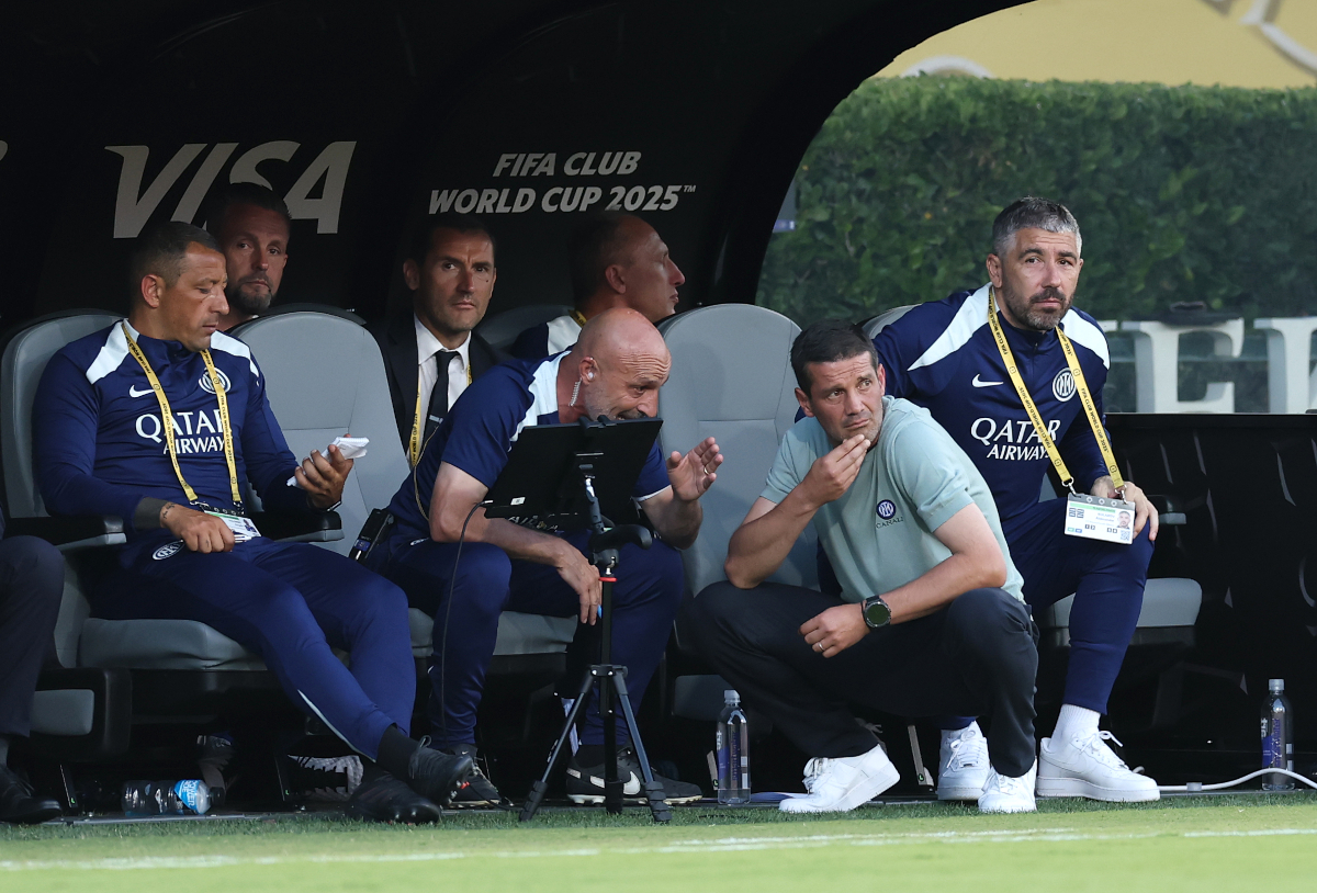 PASADENA, CALIFORNIA - JUNE 17: Cristian Chivu Head Coach of  FC Internazionale Milano (r) reacts on the sidelines with Aleksandar Kolarov during the FIFA Club World Cup 2025 group E match between CF Monterrey and FC Internazionale Milano at Rose Bowl Stadium on June 17, 2025 in Pasadena, California. (Photo by Stu Forster/Getty Images)