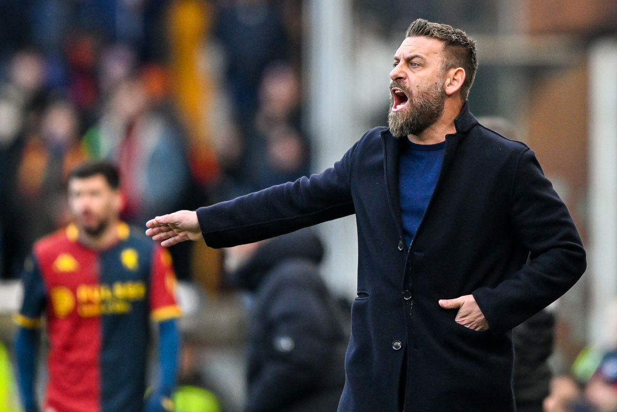 GENOA, ITALY - JANUARY 25: Daniele De Rossi, head coach of Genoa, reacts during the Serie A match between Genoa CFC and Bologna FC 1909 at Luigi Ferraris Stadium on January 25, 2026 in Genoa, Italy. (Photo by Getty Images)