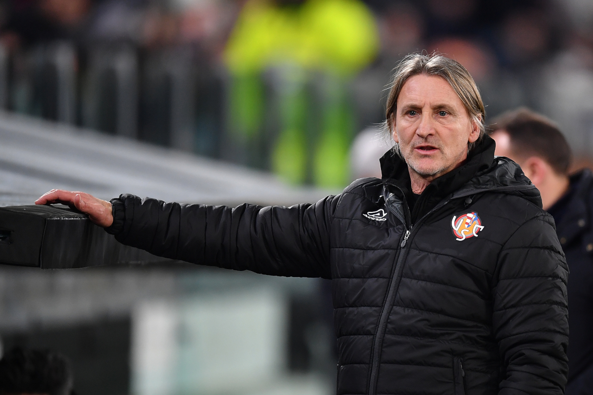 TURIN, ITALY - JANUARY 12: US Cremonese head coach Davide Nicola looks on during the Serie A match between Juventus FC and US Cremonese at Allianz Stadium on January 12, 2026 in Turin, Italy. (Photo by Valerio Pennicino/Getty Images)