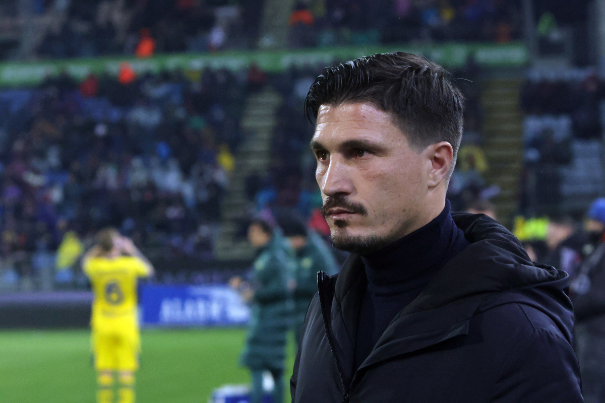 CAGLIARI, ITALY - JANUARY 31: Cagliari's coach Fabio Pisacane looks on during the Serie A match between Cagliari Calcio and Hellas Verona FC at Stadio Sant'Elia on January 31, 2026 in Cagliari, Italy. (Photo by Enrico Locci/Getty Images)