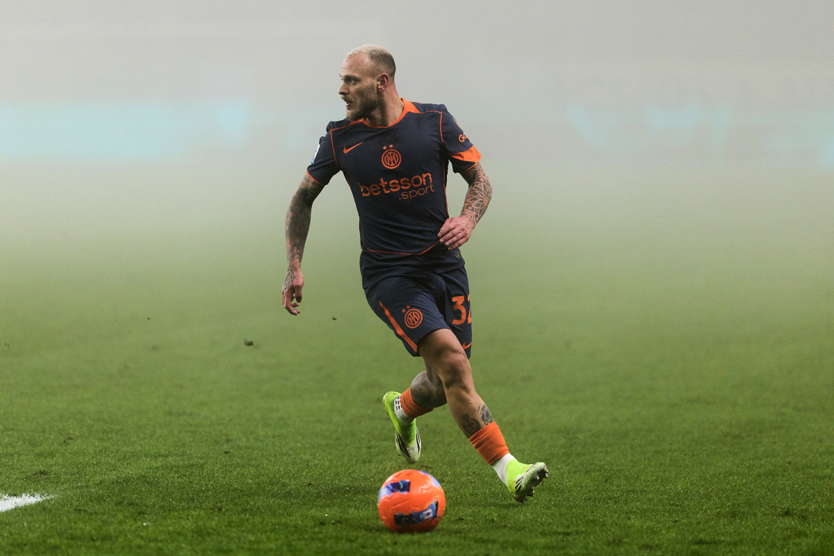 PARMA, ITALY - JANUARY 07: Federico Dimarco of FC Internazionale in action during the Serie A match between Parma Calcio 1913 and FC Internazionale at Stadio Ennio Tardini on January 07, 2026 in Parma, Italy. (Photo by Emmanuele Ciancaglini/Getty Images)