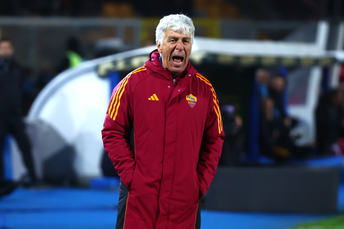 LECCE, ITALY - JANUARY 06: Head coach of AS Roma Gian Piero Gasperini reacts during the Serie A match between US Lecce and AS Roma at Stadio Via del Mare on January 06, 2026 in Lecce, Italy. (Photo by Maurizio Lagana/Getty Images)