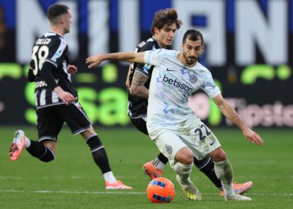 UDINE, ITALY - JANUARY 17: Henrikh Mkhitaryan of FC Internazionale in action during the Serie A match between Udinese Calcio and FC Internazionale at Stadio Friuli on January 17, 2026 in Udine, Italy. (Photo by Timothy Rogers/Getty Images)
