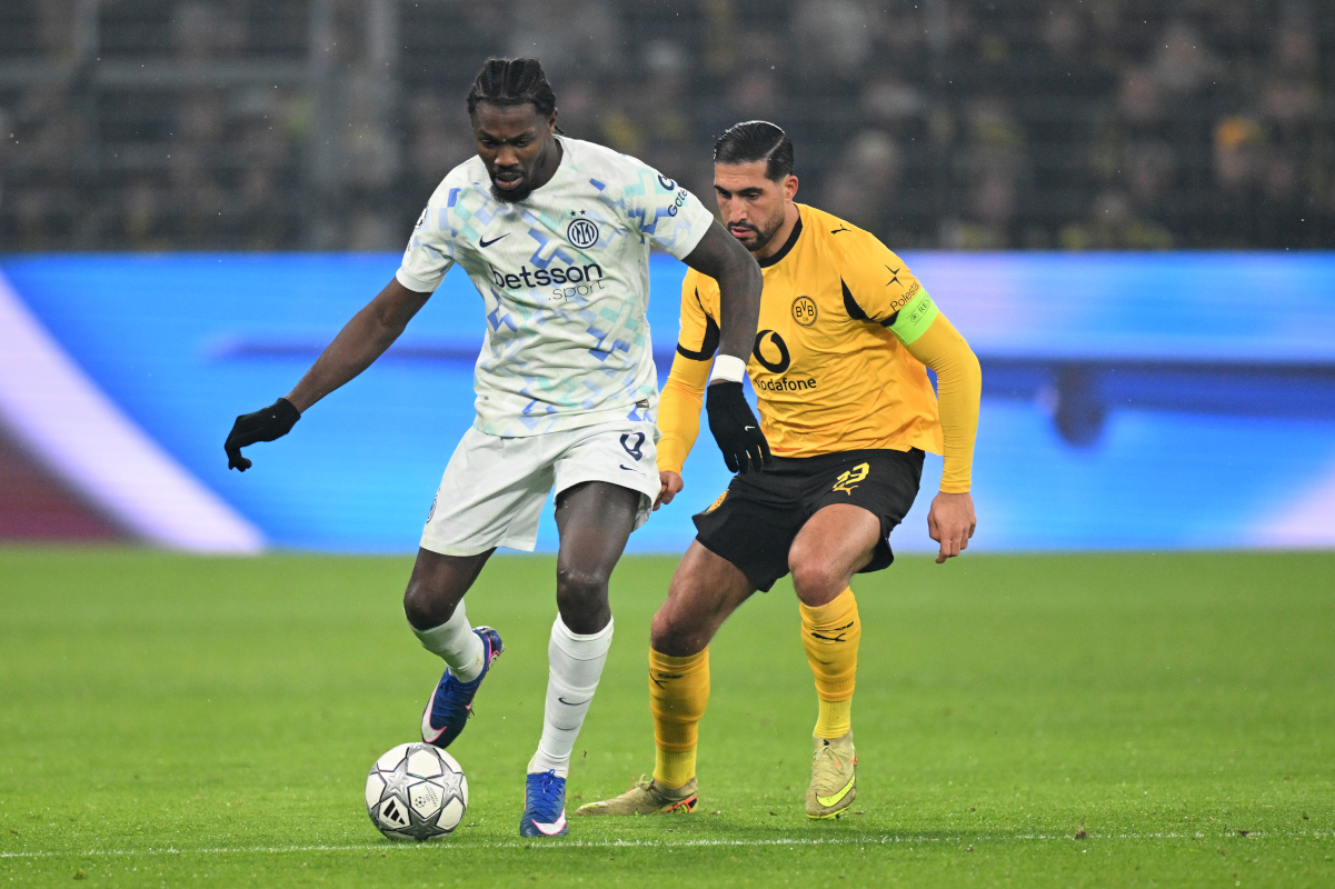 DORTMUND, ALEMANHA - 28 DE JANEIRO: Marcus Thuram do FC Internazionale Milano é desafiado por Emre Can do Borussia Dortmund durante a partida MD8 da Liga dos Campeões da UEFA 2025/26 entre Borussia Dortmund e FC Internazionale Milano no BVB Stadion Dortmund em 28 de janeiro de 2026 em Dortmund, Alemanha. (Foto de Stuart Franklin/Getty Images)