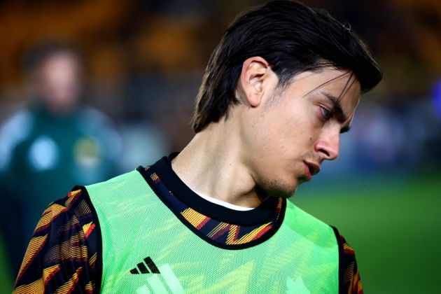LECCE, ITALY - JANUARY 06: Paulo Dybala of AS Roma warms up prior the Serie A match between US Lecce and AS Roma at Stadio Via del Mare on January 06, 2026 in Lecce, Italy. (Photo by Maurizio Lagana/Getty Images)