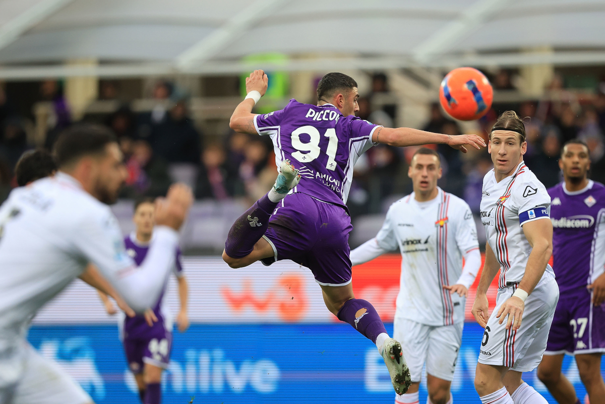 FLORENCE, ITALY - JANUARY 4: Roberto Piccoli of ACF Fiorentina in action during the Serie A match between ACF Fiorentina and US Cremonese at Artemio Franchi on January 4, 2026 in Florence, Italy. (Photo by Gabriele Maltinti/Getty Images)