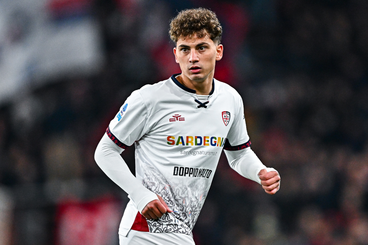 GENOA, ITALY - JANUARY 12: Sebastiano Esposito of Cagliari looks on during the Serie A match between Genoa CFC and Cagliari Calcio at Stadio Luigi Ferraris on January 12, 2026 in Genoa, Italy. (Photo by Simone Arveda/Getty Images)